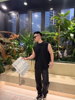 Balenciaga Black Sleeveless T-Shirt view 8
