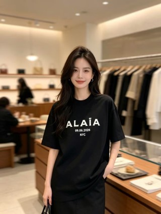 AAIA Black Oversized Logo T-Shirt view 4