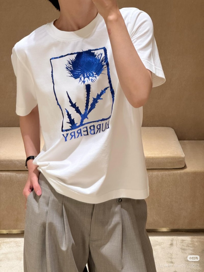 Burberry Thistle Print White T-Shirt