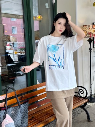 Burberry Thistle Print White T-Shirt view 5
