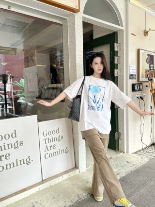 Burberry Thistle Print White T-Shirt view 6