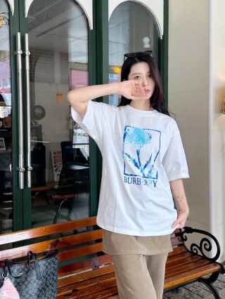 Burberry Thistle Print White T-Shirt view 8