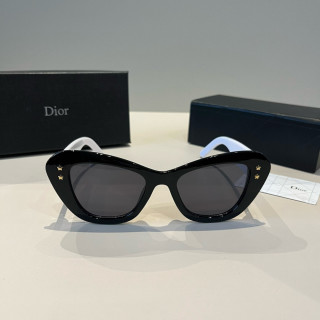Dior Club Black Square Sunglasses view 3