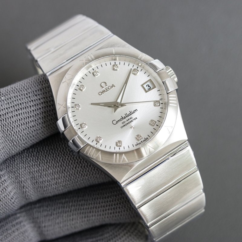 Omega Constellation 39mm Silver Dial Men's Watch view