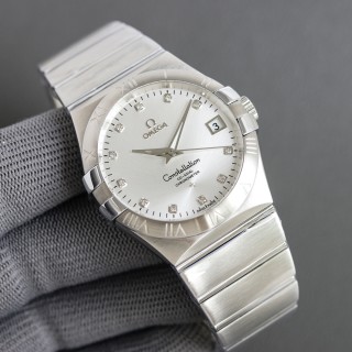 Omega Constellation 39mm Silver Dial Men's Watch view 4