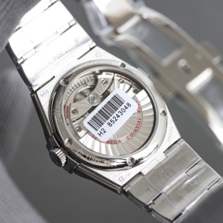 Omega Constellation 39mm Silver Dial Men's Watch view 9