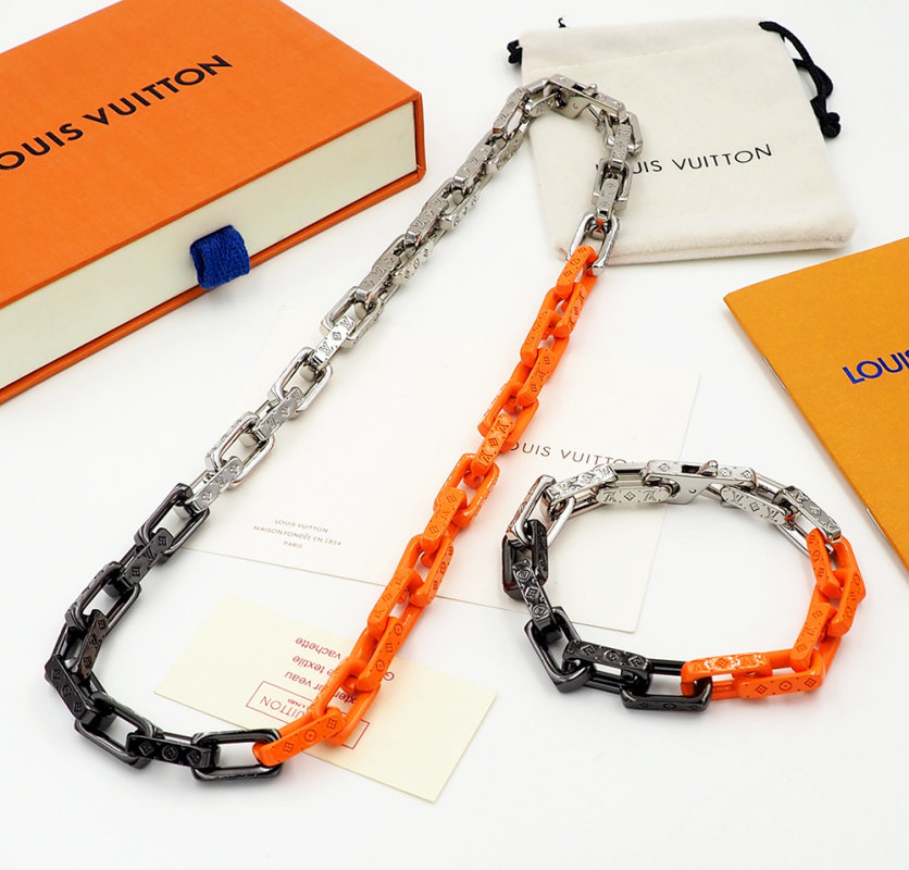 Louis Vuitton Bamboo Chain Bracelet - Orange & Silver view