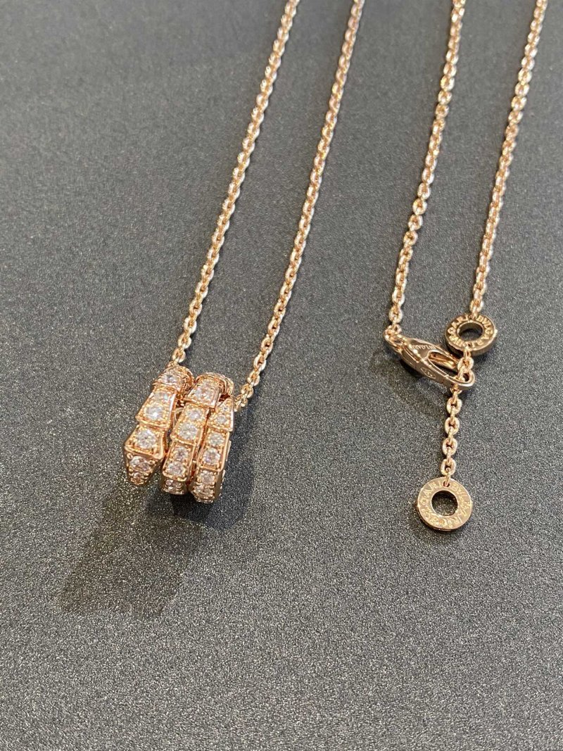 Bvlgari Serpenti Viper Gold Diamond Pendant Necklace view