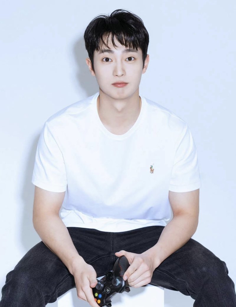 Polo Ralph Lauren White Crew Neck T-Shirt view