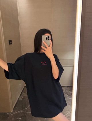 Black Oversized Short Sleeve T-Shirt with Chest Logo view 6