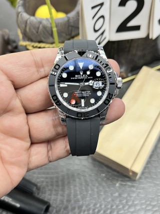 Rolex Yacht-Master 42mm Black Dial Rubber Strap Watch