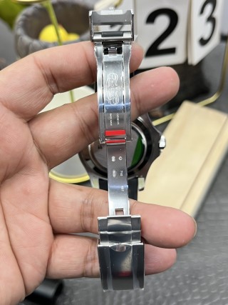 Rolex Yacht-Master 42mm Black Dial Rubber Strap Watch view 8