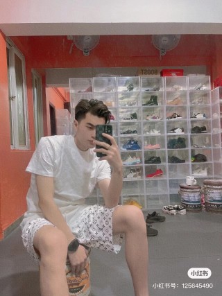 Louis Vuitton Monogram White Shorts view 5
