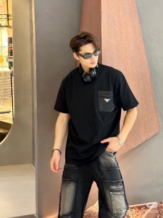 Prada Black Short Sleeve T-Shirt with Chest Logo view 6