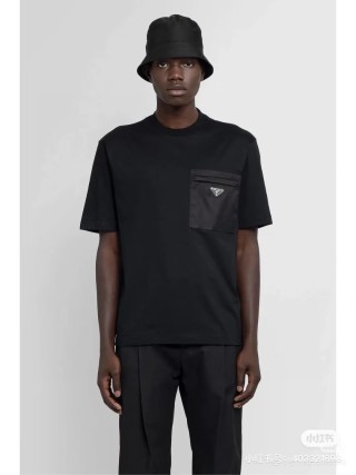 Prada Black Short Sleeve T-Shirt with Chest Logo view 9