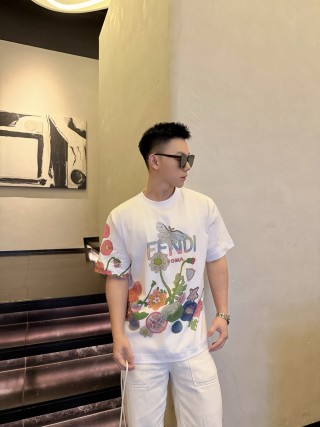 Fendi Floral Graphic Cream T-Shirt view 2