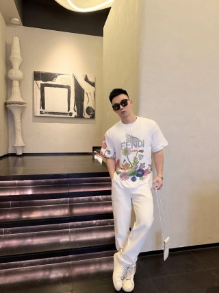 Fendi Floral Graphic Cream T-Shirt view 6