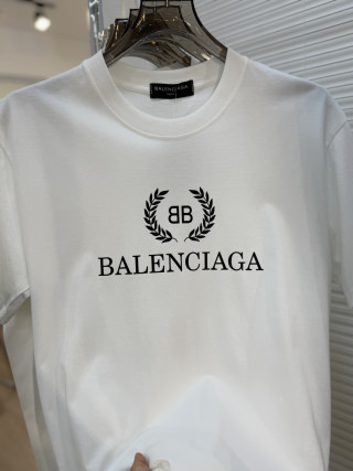 Balenciaga Laurel Logo Print White T-Shirt