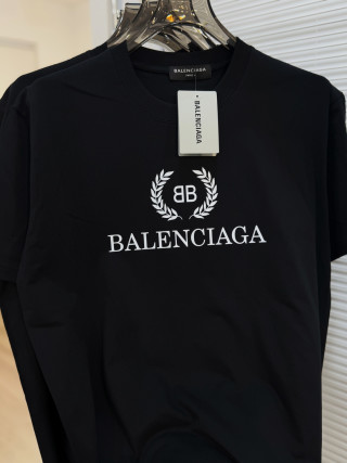 Balenciaga Laurel Logo Print White T-Shirt view 2