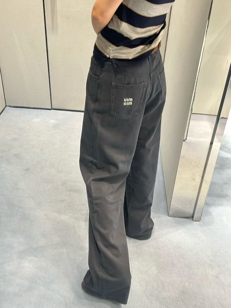 Black Wide-Leg Denim Jeans with Embroidered Logo