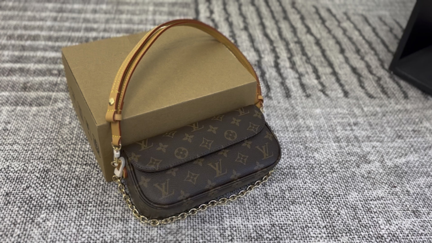 Louis Vuitton Monogram Canvas Shoulder Bag Brown Gold