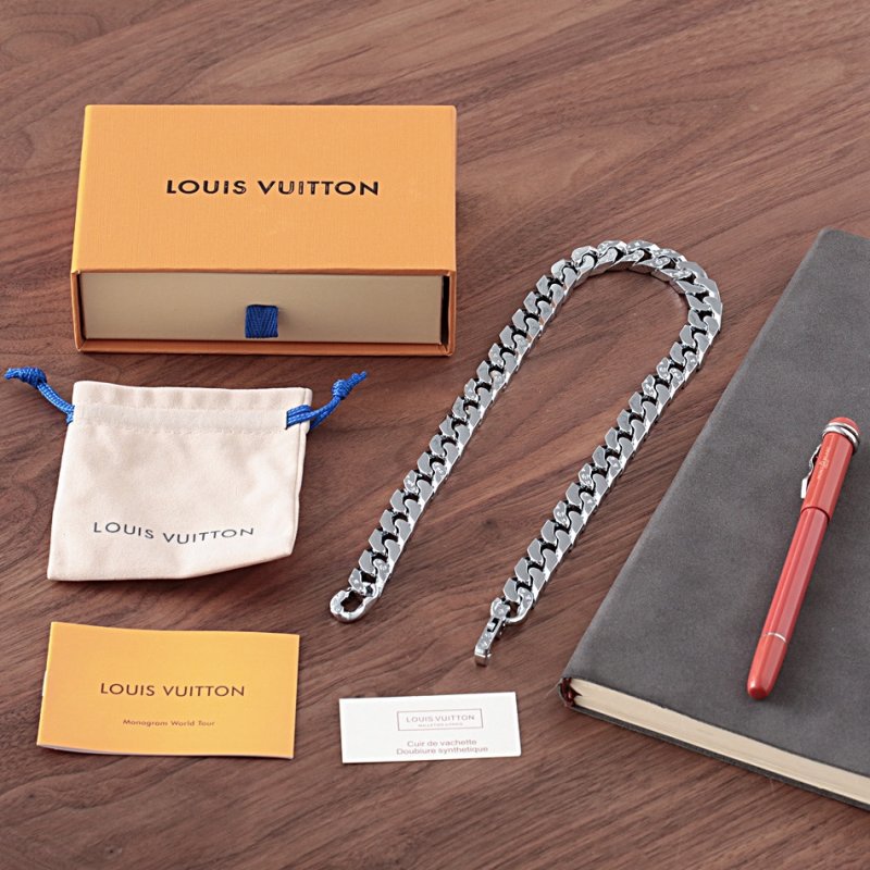 Louis Vuitton Monogram Chain Link Silver Necklace