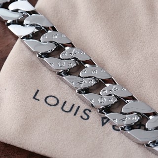 Louis Vuitton Monogram Chain Link Silver Necklace view 7