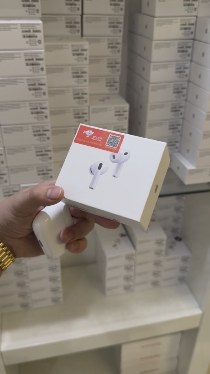 Apple AirPods Pro 3 White Earphones