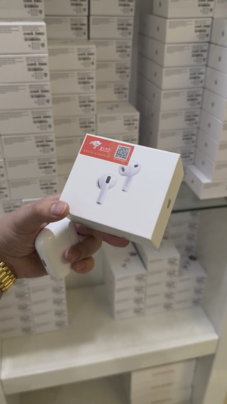 Apple AirPods Pro 3 White Earphones
