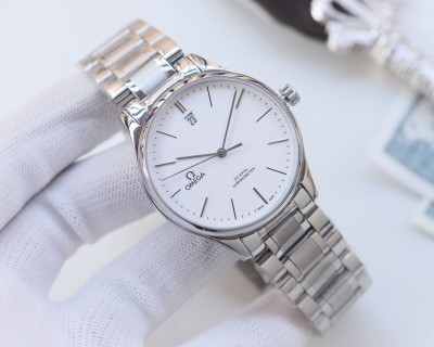 Omega Seamaster Two-Tone White Dial 40mm Watch view 4