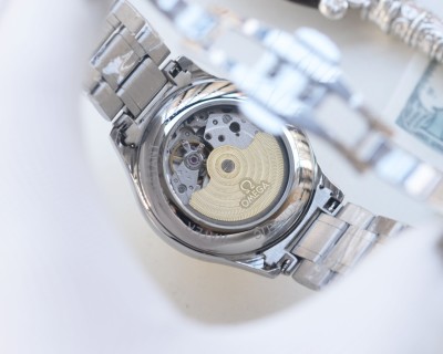 Omega Seamaster Two-Tone White Dial 40mm Watch view 9