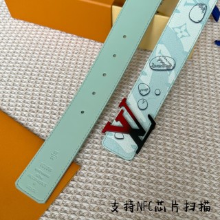 Louis Vuitton Pyramid Reversible Belt - Light Blue 40mm view 2
