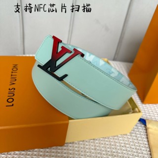 Louis Vuitton Pyramid Reversible Belt - Light Blue 40mm view 5