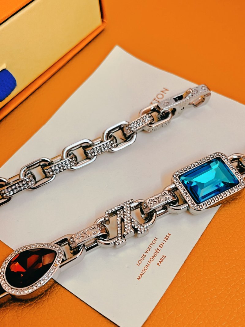 Louis Vuitton Paradise Stone Silver Necklace with Cubic Zirconia view