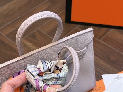 Hermès Platinum Birkin 25cm Grey Tote Bag view 3