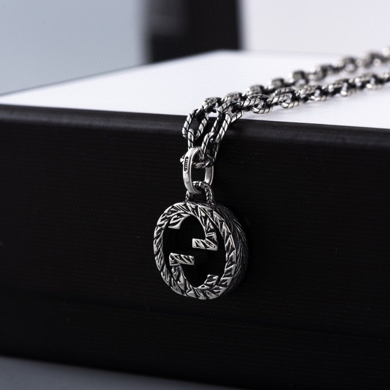 Gucci Double G Vintage Pendant Silver Necklace view