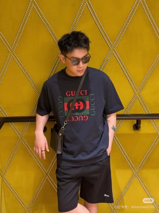 Gucci Logo Print Black T-Shirt