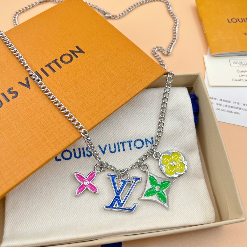 Louis Vuitton Instinct Floral Monogram Chain Necklace Silver