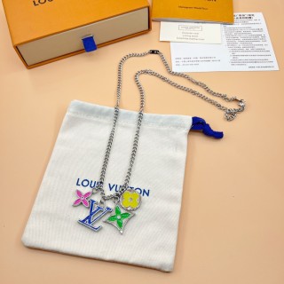 Louis Vuitton Instinct Floral Monogram Chain Necklace Silver view 4
