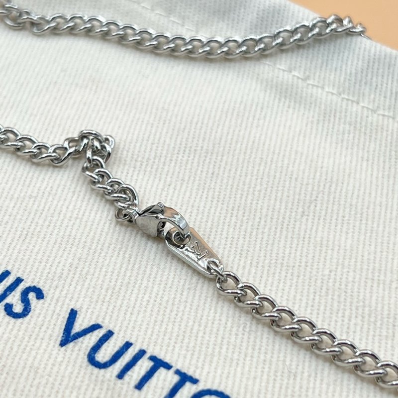 Louis Vuitton Instinct Floral Monogram Chain Necklace Silver view