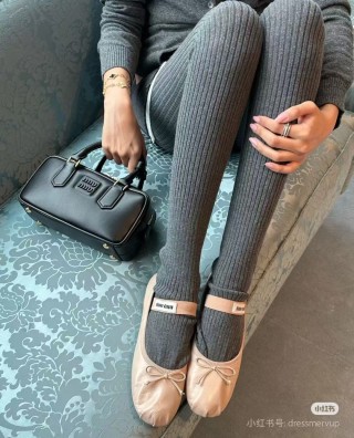Miu Miu Bowling Briefcase Black view 8