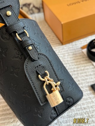 Louis Vuitton All In BB Black Bucket Bag view 4