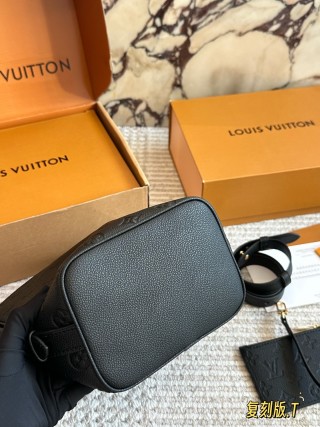 Louis Vuitton All In BB Black Bucket Bag view 7