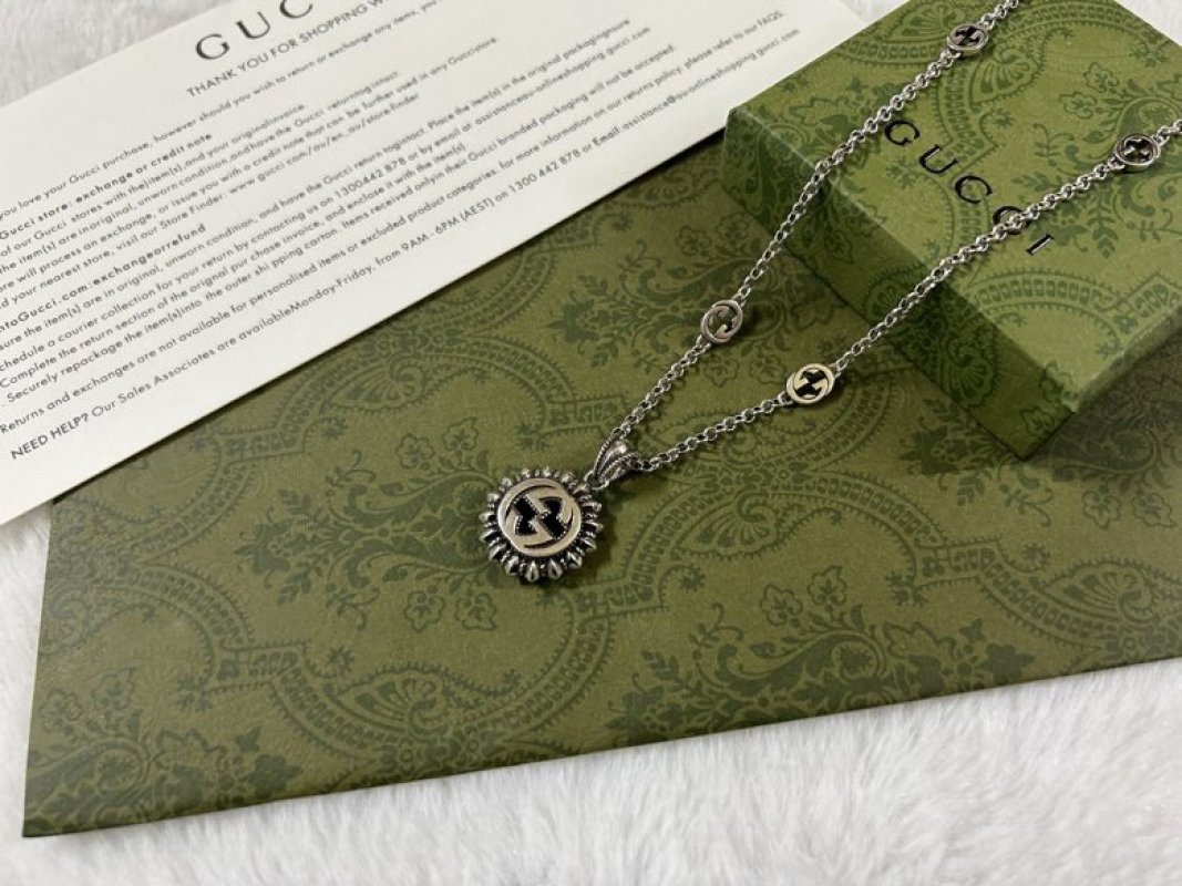 Gucci Double G Sunflower Silver Pendant Necklace 60cm view
