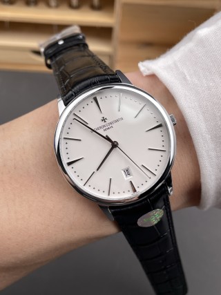 Vacheron Constantin Heritage 85180 White Dial 40mm Watch view 9