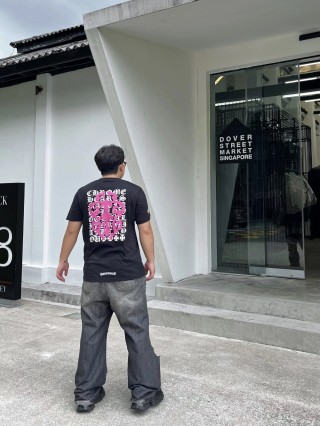 Black Graphic Print Short Sleeve T-Shirt Pink & White Logo view 6