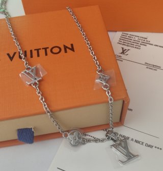 Louis Vuitton Dimension LV Pendant Silver Chain Necklace view 3