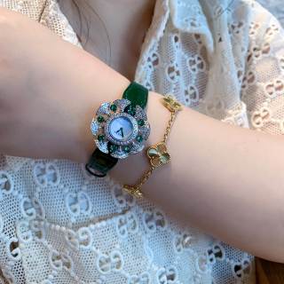 Bulgari Divas' Dream Emerald Crystal Rose Gold Watch view 2