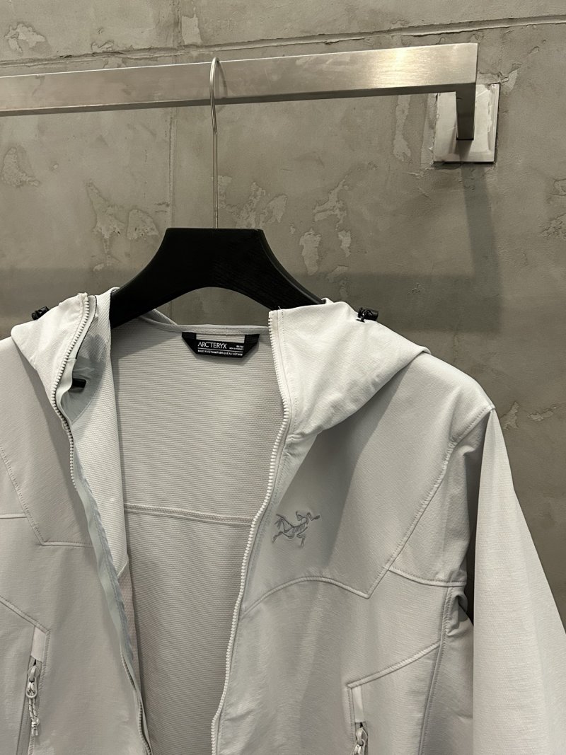 Arc'teryx Soft Shell Zip Hoodie – Mystique Grey