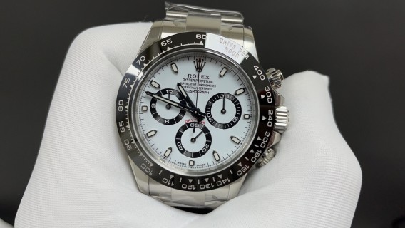 Rolex Daytona Panda 40mm Chronograph White Dial view 3